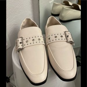 Vintage Havana Maureen Women's Off-White Buckle Loafer- New Size 7.5